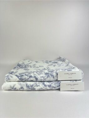 Laura Ashley Bath Towels Blue White Floral Soft Velour Cotton 2 Pc Set NEW